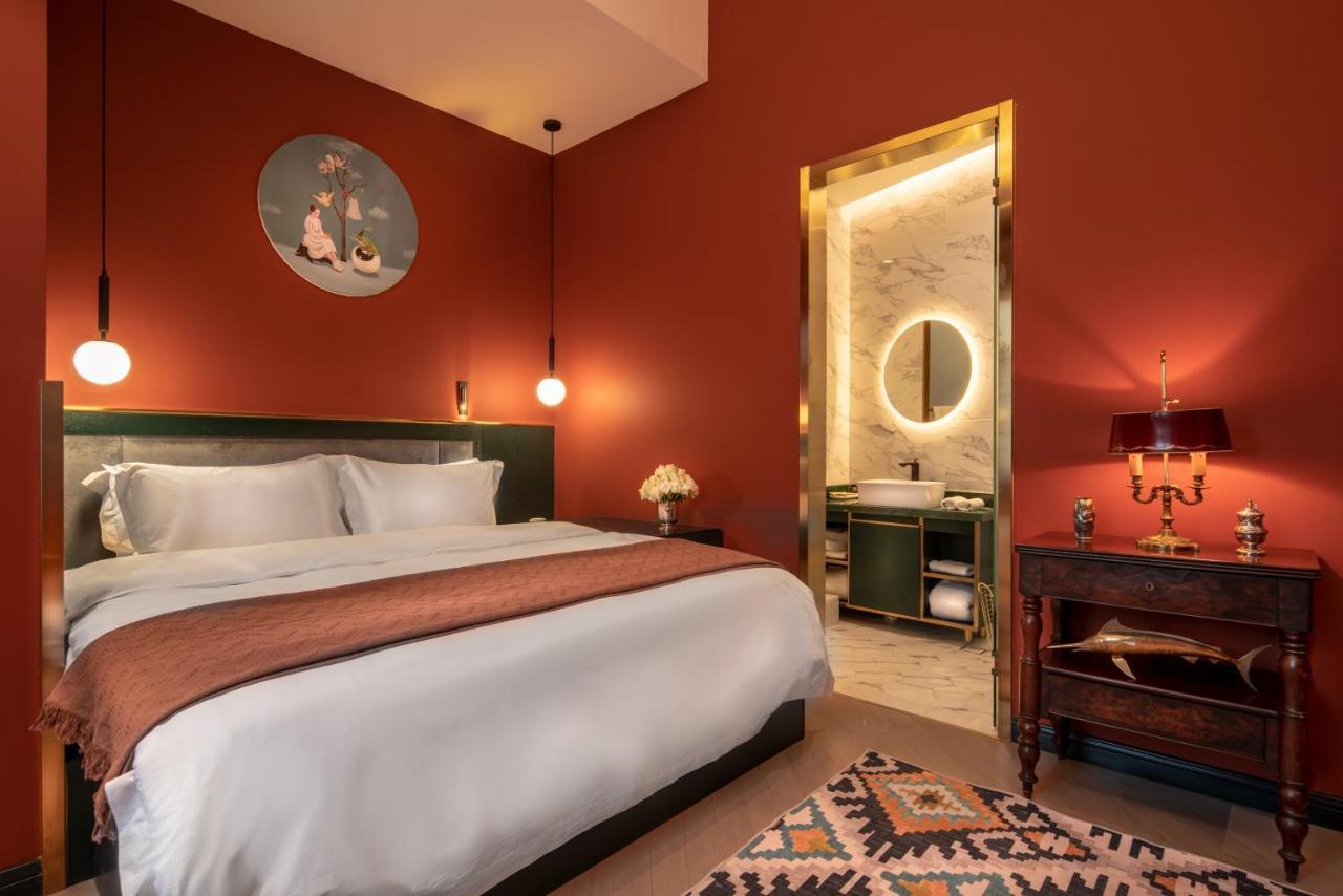 Moon And Chalice Boutique Hotel Куньмин Экстерьер фото