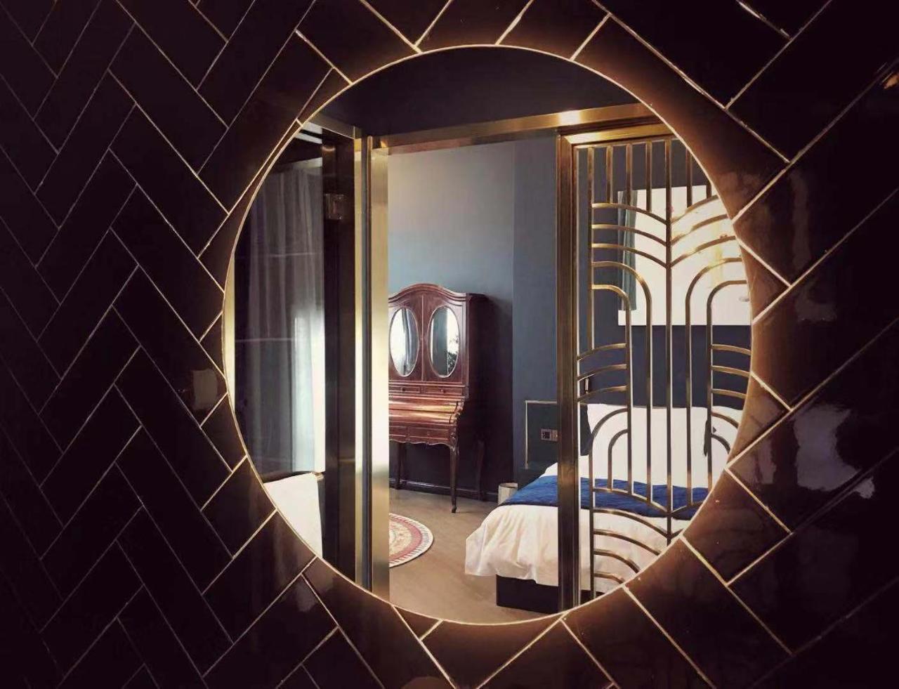 Moon And Chalice Boutique Hotel Куньмин Экстерьер фото