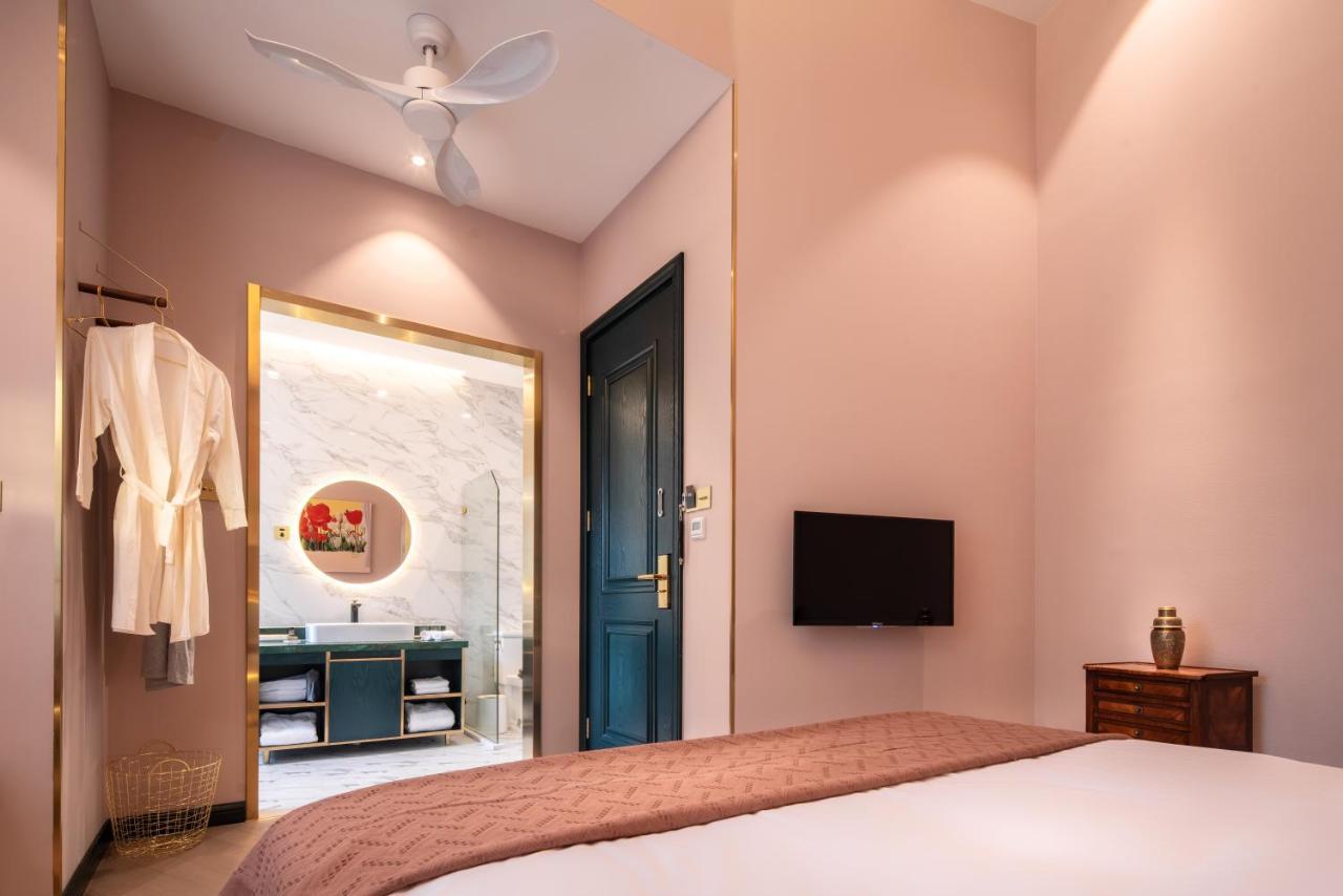 Moon And Chalice Boutique Hotel Куньмин Экстерьер фото