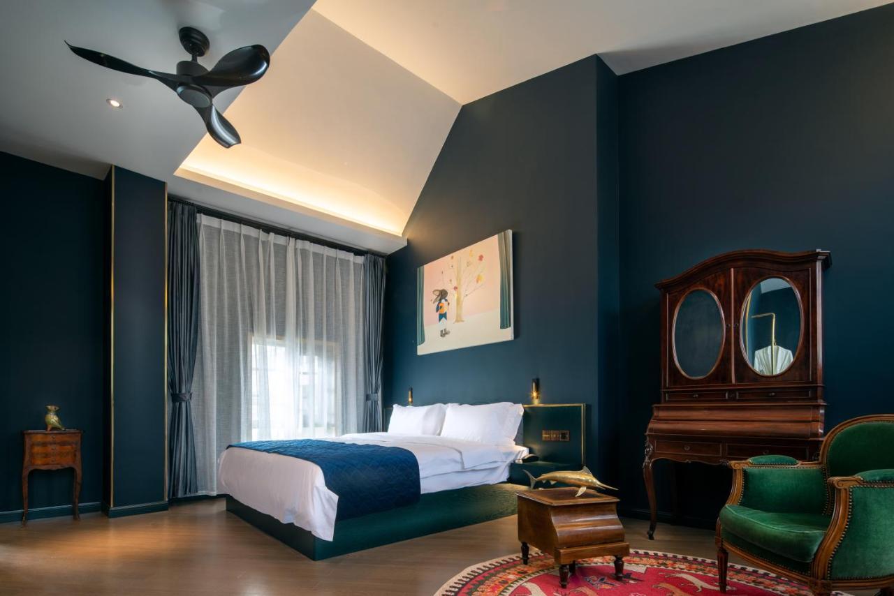 Moon And Chalice Boutique Hotel Куньмин Экстерьер фото